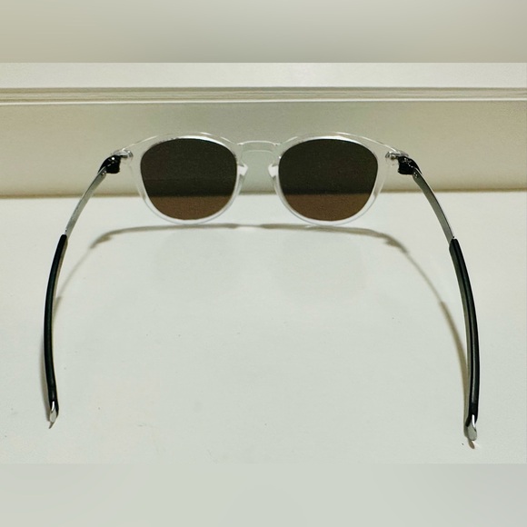 New Authentic Oakley Pitchman R Unisex Sunglasses Clear Frame/Sapphire Prizm - Picture 4 of 5